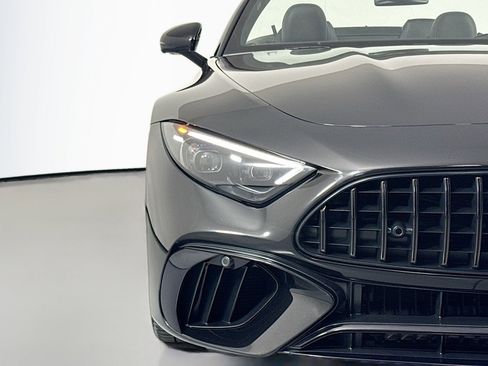 Certified 2022 Mercedes-Benz SL 63 AMG 4MATIC image 15