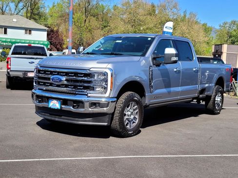 Used 2023 Ford F350 Lariat w/ FX4 Off-Road Package AWD/4WD image 1
