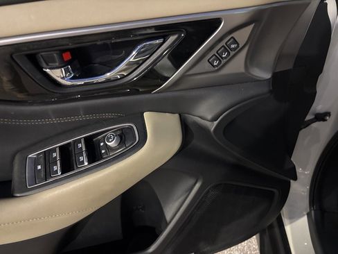 Used 2021 Subaru Outback Limited image 12