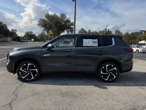 New 2025 Mitsubishi Outlander SE AWD/4WD image 4