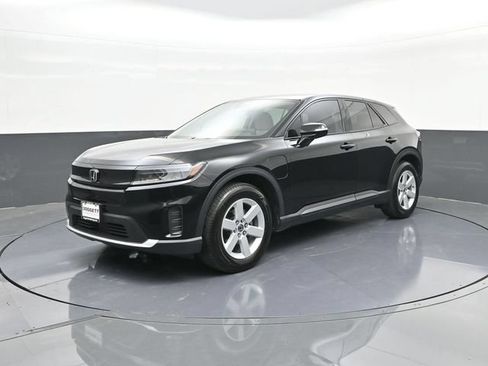 Used 2024 Honda Prologue EX image 1