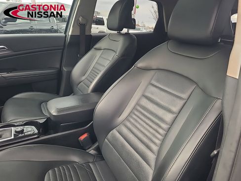 Used 2023 Kia Sportage SX image 33