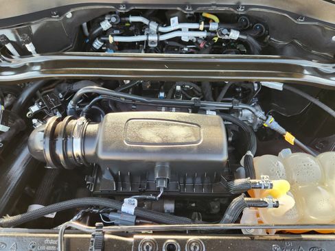 Used 2022 Ford Explorer Limited w/ Limited Technology Package image 35