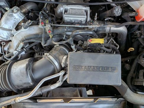Used 2021 Chevrolet Silverado 2500 LTZ w/ LTZ Plus Package AWD/4WD image 13