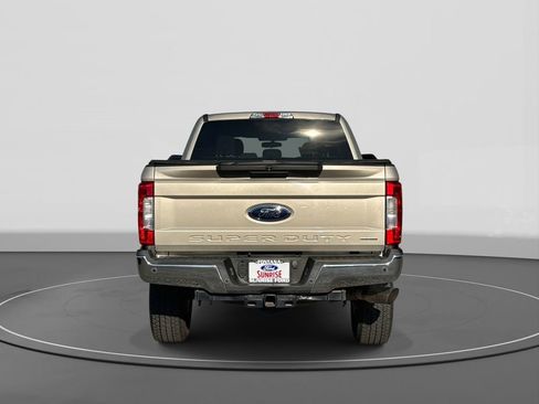 Certified 2017 Ford F250 XLT w/ XLT Value Package image 6