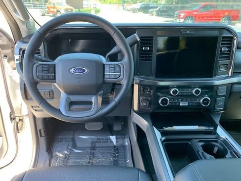 Certified 2025 Ford F350 Lariat image 18