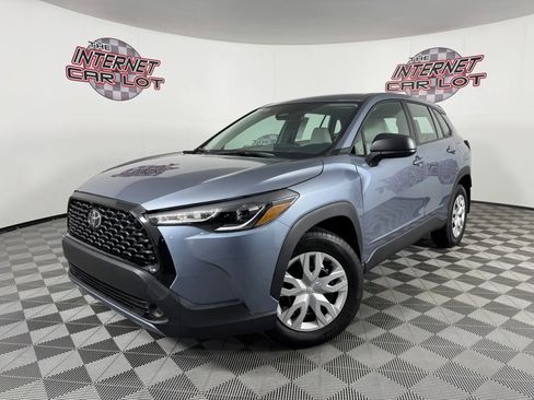 Used 2024 Toyota Corolla Cross L image 1