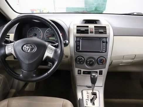 Used 2013 Toyota Corolla LE Special Edition image 13