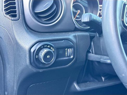 Used 2023 Jeep Wrangler Sport S image 11