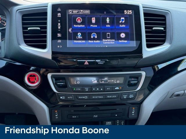 Used 2017 Honda Pilot Touring image 24