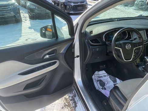 Used 2019 Buick Encore Preferred image 10