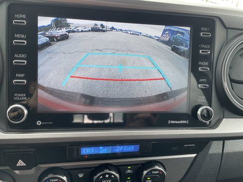 Used 2021 Toyota Tacoma SR5 AWD/4WD image 20