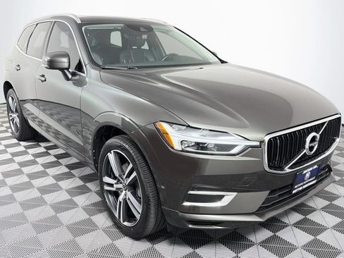 Used 2018 Volvo XC60 T5 Momentum w/ Convenience Package AWD/4WD image 29