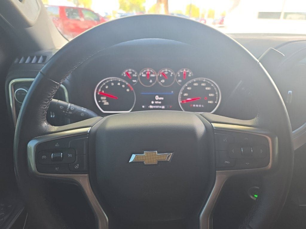Used 2022 Chevrolet Silverado 1500 Limited LT AWD/4WD image 19
