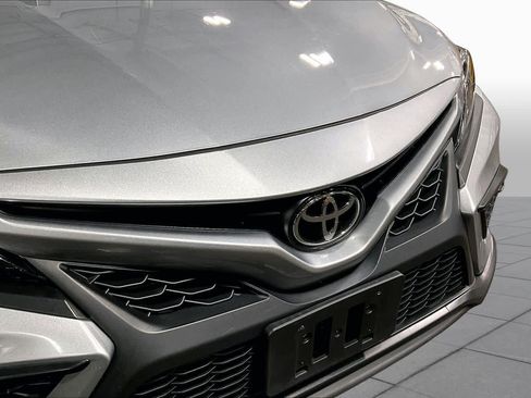 Used 2024 Toyota Camry SE FWD image 30