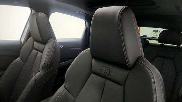 Used 2025 Audi Q4 e-tron Premium Plus w/ Premium Plus AWD/4WD image 48