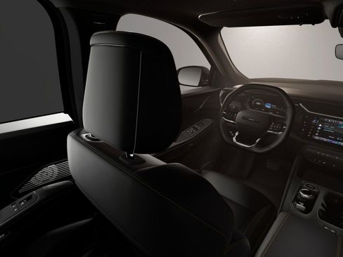 New 2026 Jeep Cherokee Limited AWD/4WD image 8