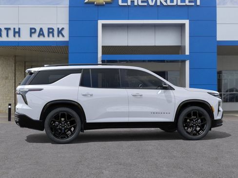 New 2026 Chevrolet Traverse RS image 5
