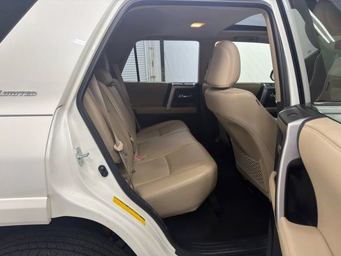 Used 2020 Toyota 4Runner Limited AWD/4WD image 17