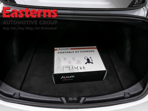 Used 2023 Tesla Model 3 Standard Range RWD image 9