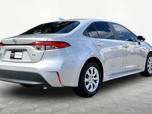Used 2024 Toyota Corolla LE FWD image 13