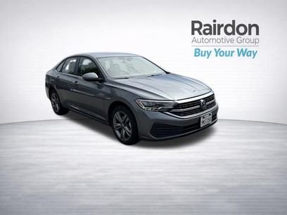 Used 2024 Volkswagen Jetta SE