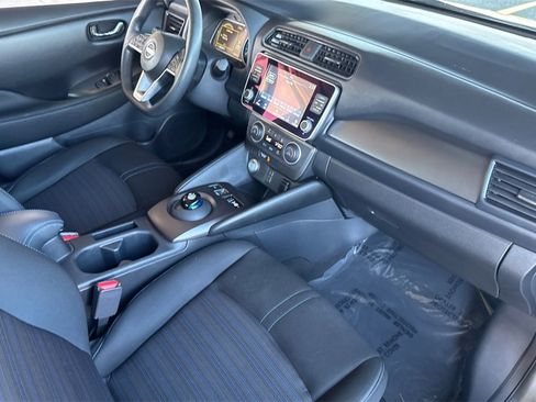 Used 2023 Nissan Leaf S image 15