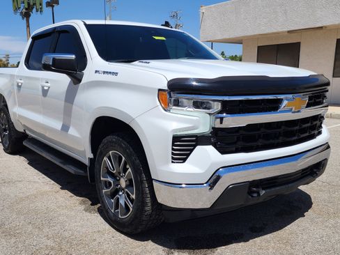 Used 2023 Chevrolet Silverado 1500 LT w/ All Star Edition Plus AWD/4WD image 3