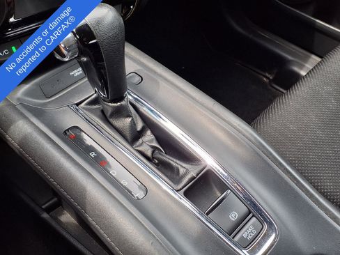 Used 2017 Honda HR-V LX image 27