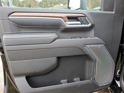 New 2026 Chevrolet Silverado 2500 High Country w/ Z71 Off-Road Package image 8