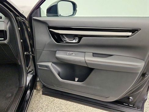 Used 2025 Honda CR-V Sport Touring image 27