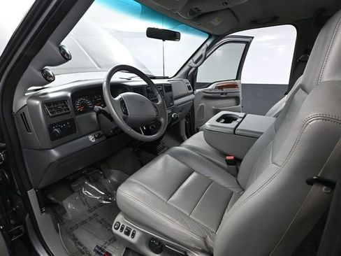 Used 2002 Ford F350 Lariat image 22