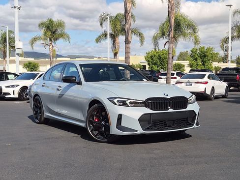 New 2026 BMW 330i Sedan w/ M Sport Package RWD image 2