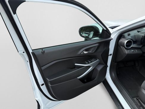 New 2026 Chevrolet Trax LS FWD image 10