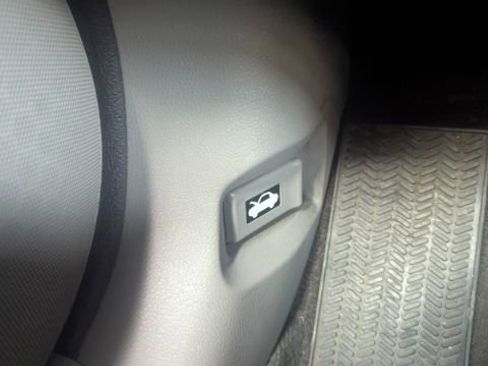 Used 2012 Honda Accord LX image 31