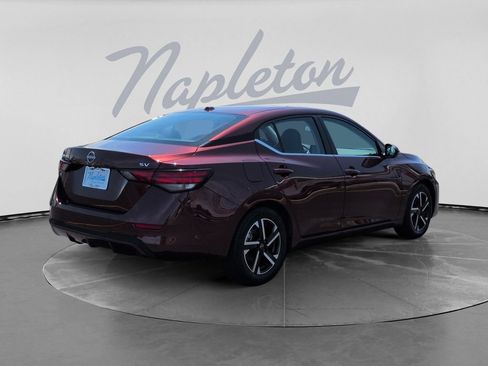 Used 2024 Nissan Sentra SV FWD image 8