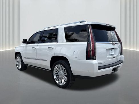 Used 2020 Cadillac Escalade Platinum RWD image 9
