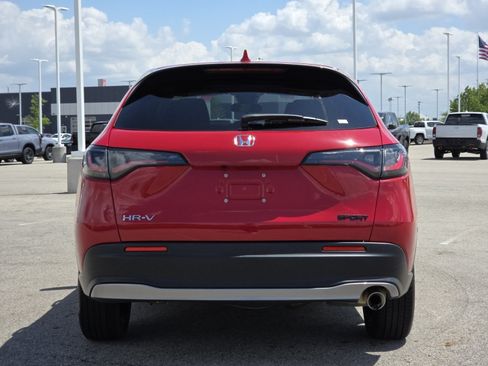 Used 2023 Honda HR-V Sport image 18