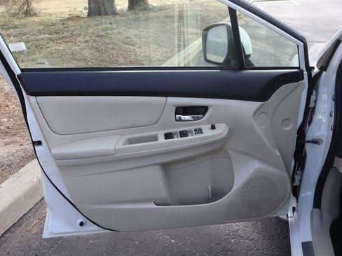 Used 2013 Subaru Impreza 2.0i Premium image 23