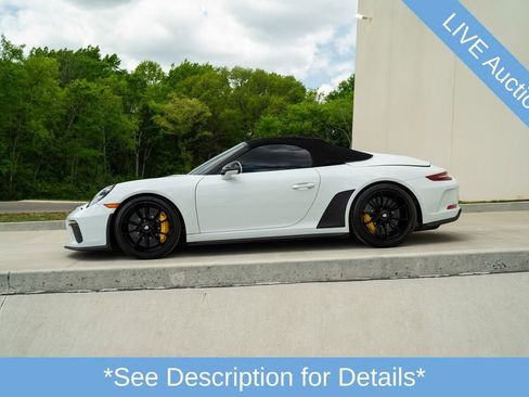 Used 2019 Porsche 911 Speedster image 47