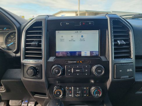Used 2019 Ford F150 XLT w/ Equipment Group 302A Luxury AWD/4WD image 21