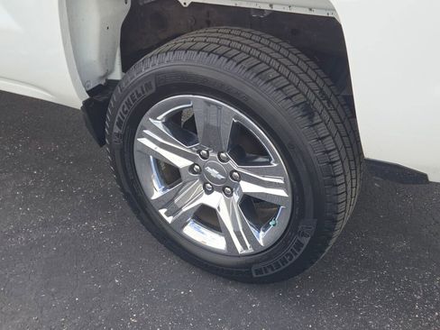 Used 2017 Chevrolet Silverado 1500 Custom w/ Custom Convenience Package image 14