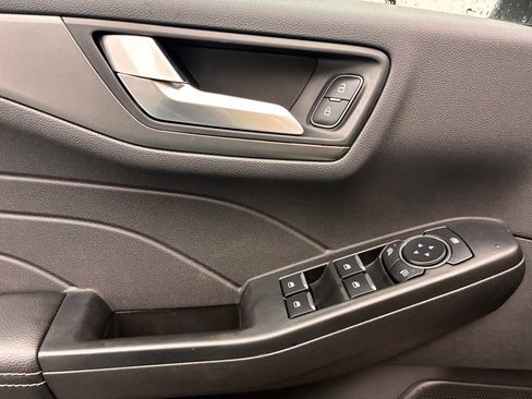 New 2026 Ford Escape SE w/ Class II Trailer Tow Package image 20