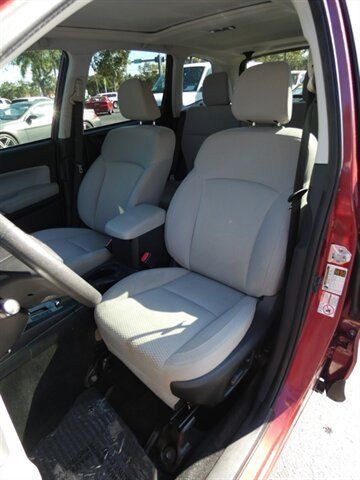 Used 2017 Subaru Forester 2.5i Premium w/ All-Weather Package AWD/4WD image 39