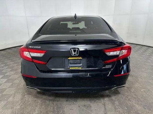 Used 2022 Honda Accord Sport image 4