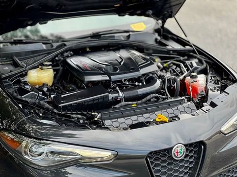 Used 2022 Alfa Romeo Giulia Sprint image 46