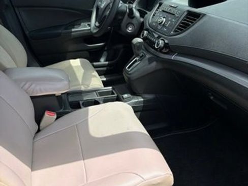 Used 2015 Honda CR-V LX image 14
