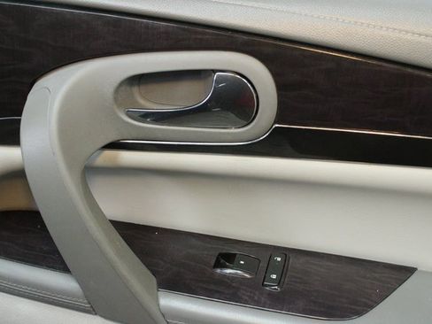 Used 2015 Buick Enclave Convenience w/ Trailering Package image 9