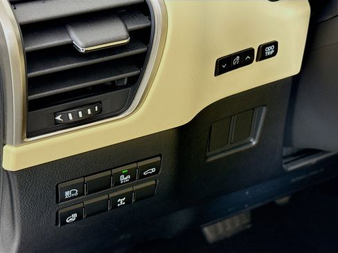 Used 2019 Lexus NX 300 AWD w/ Comfort Package image 10