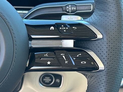 New 2026 Mercedes-Benz GLS 450 4MATIC image 28